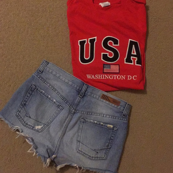 High waisted shorts - Picture 2 of 2